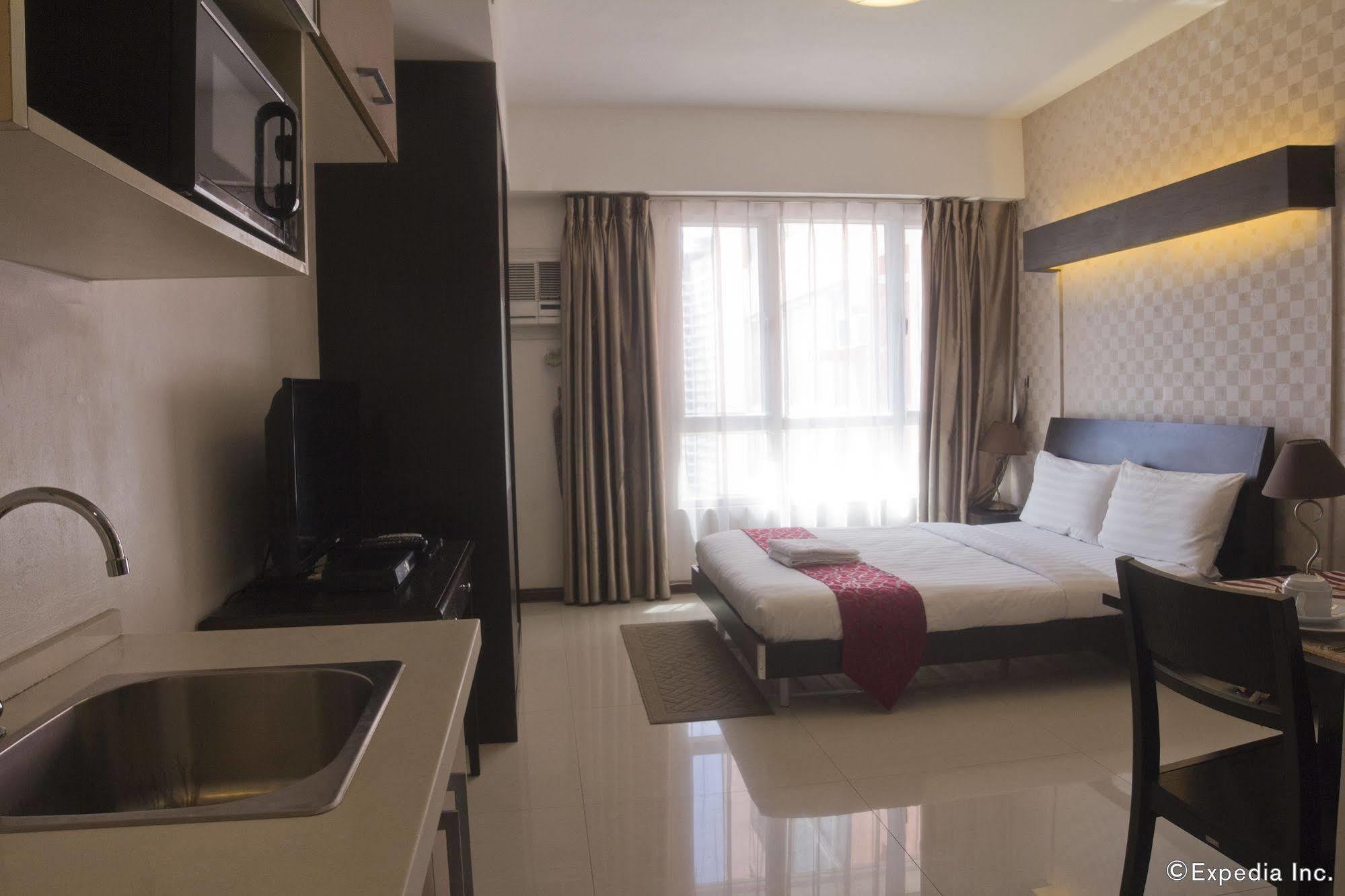 Sunshine City Suites Pasig City Exterior foto