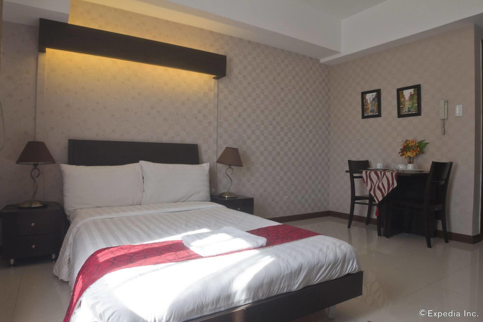 Sunshine City Suites Pasig City Exterior foto